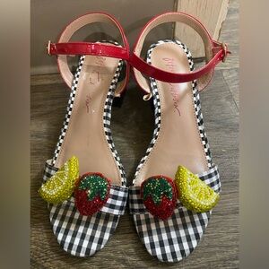 Betsy Johnson Malian block heel sandals NWOT